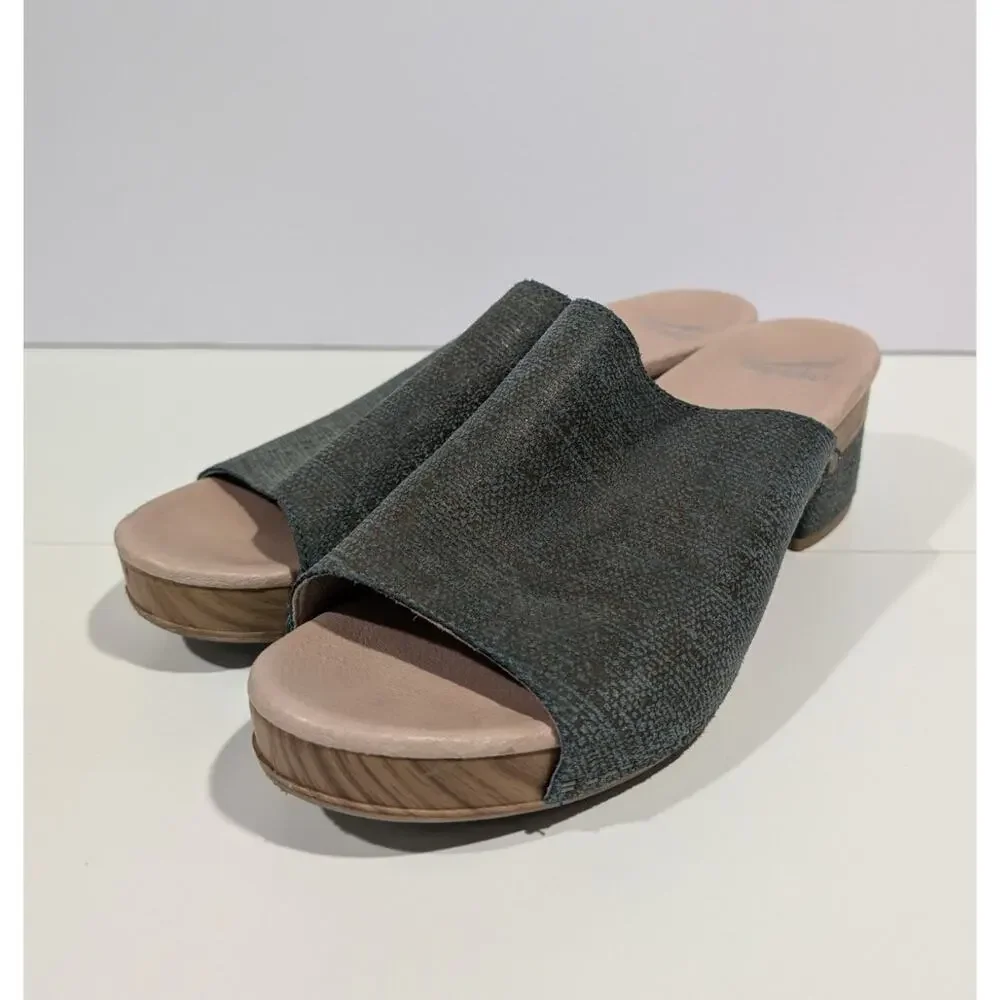 Dansko Maci Sandal Clog Size 41 Green Textured Heeled‎